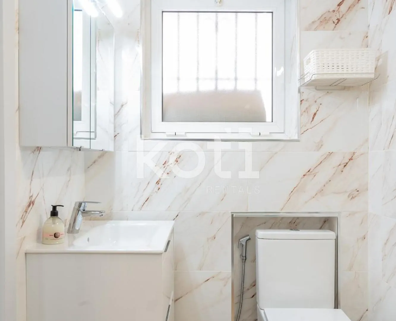 Koti Rentals - Benavente Loft Fuengirola