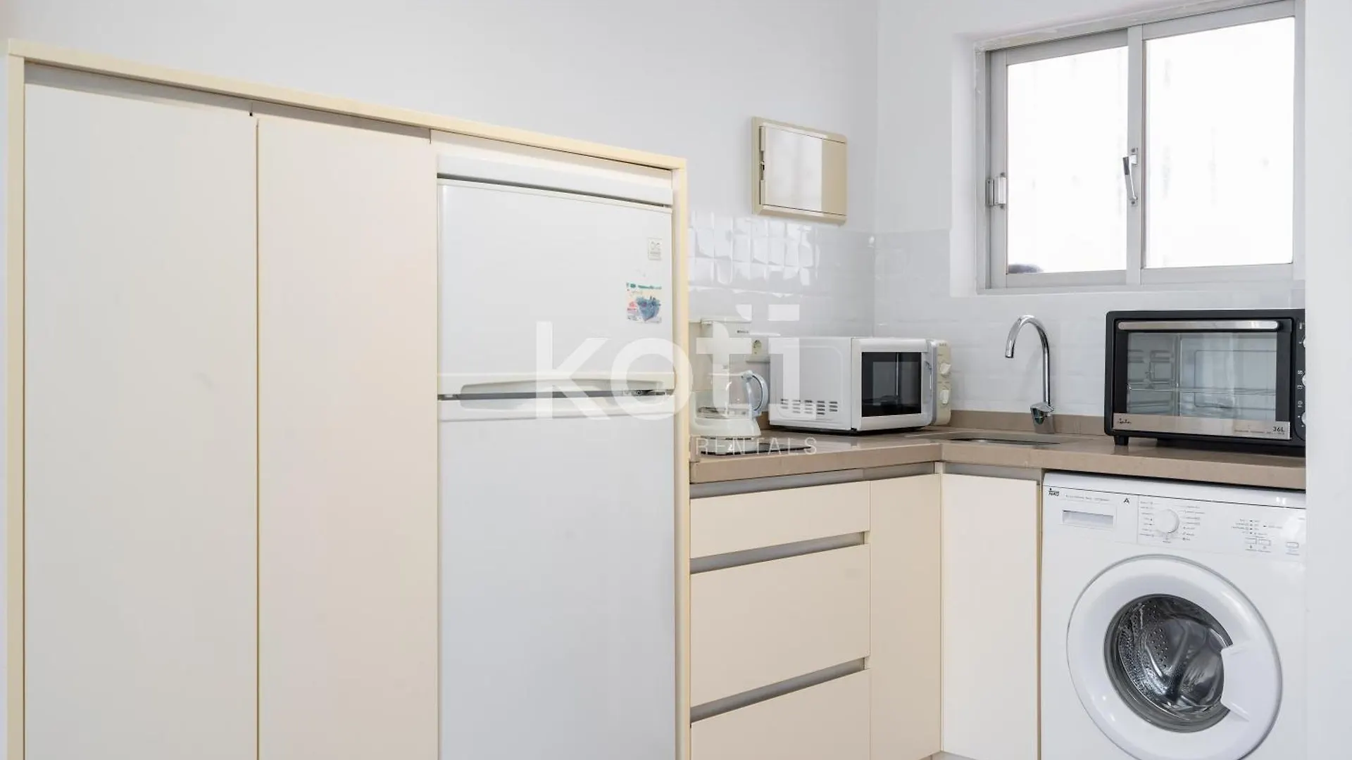 Koti Rentals - Benavente Loft Fuengirola Διαμέρισμα